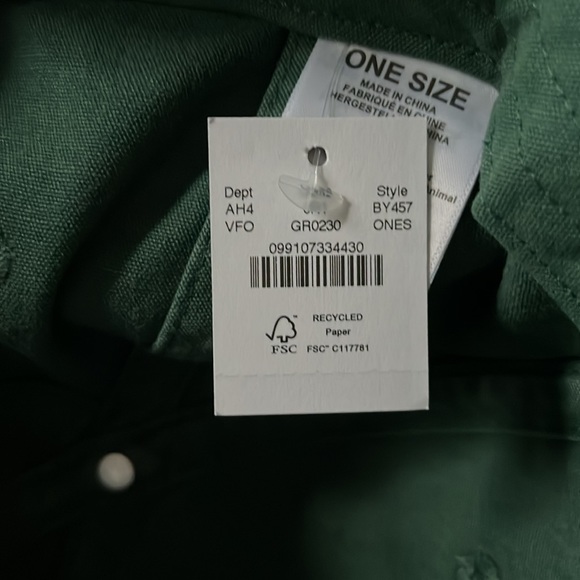 NWT J. Crew Cap - Picture 6 of 6